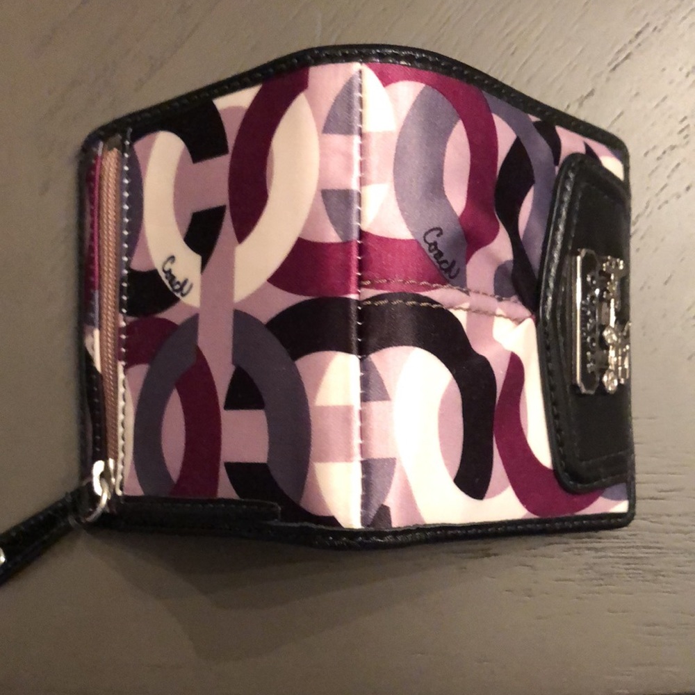 Matching Wallet - Picture 3 of 9